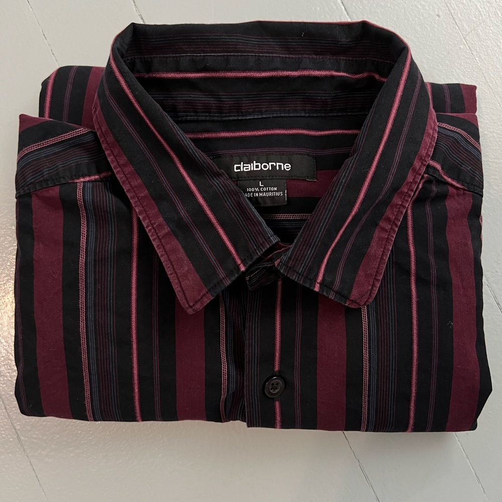 Claiborne large button down - Picture 9 of 12